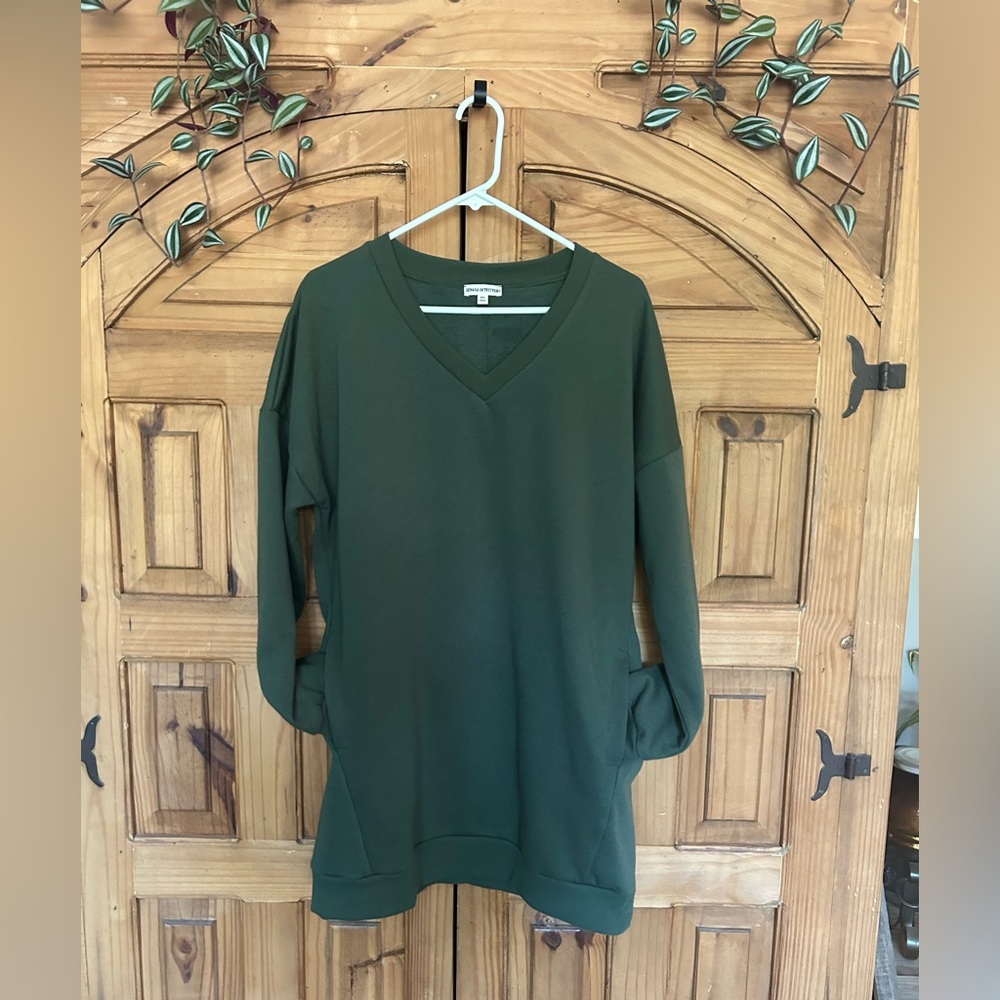 ZENANA OUTFITTERS Long V-Neck Sweatshirt